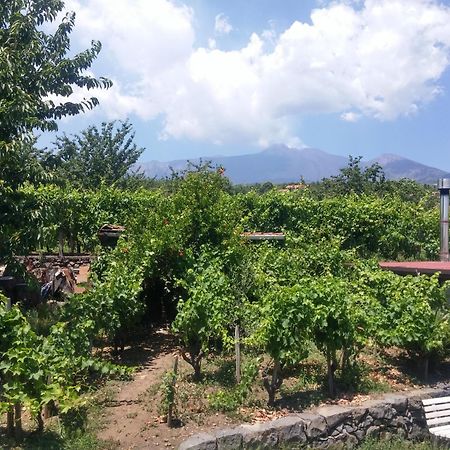 Sorbello Dell'Etna Milo Exterior foto